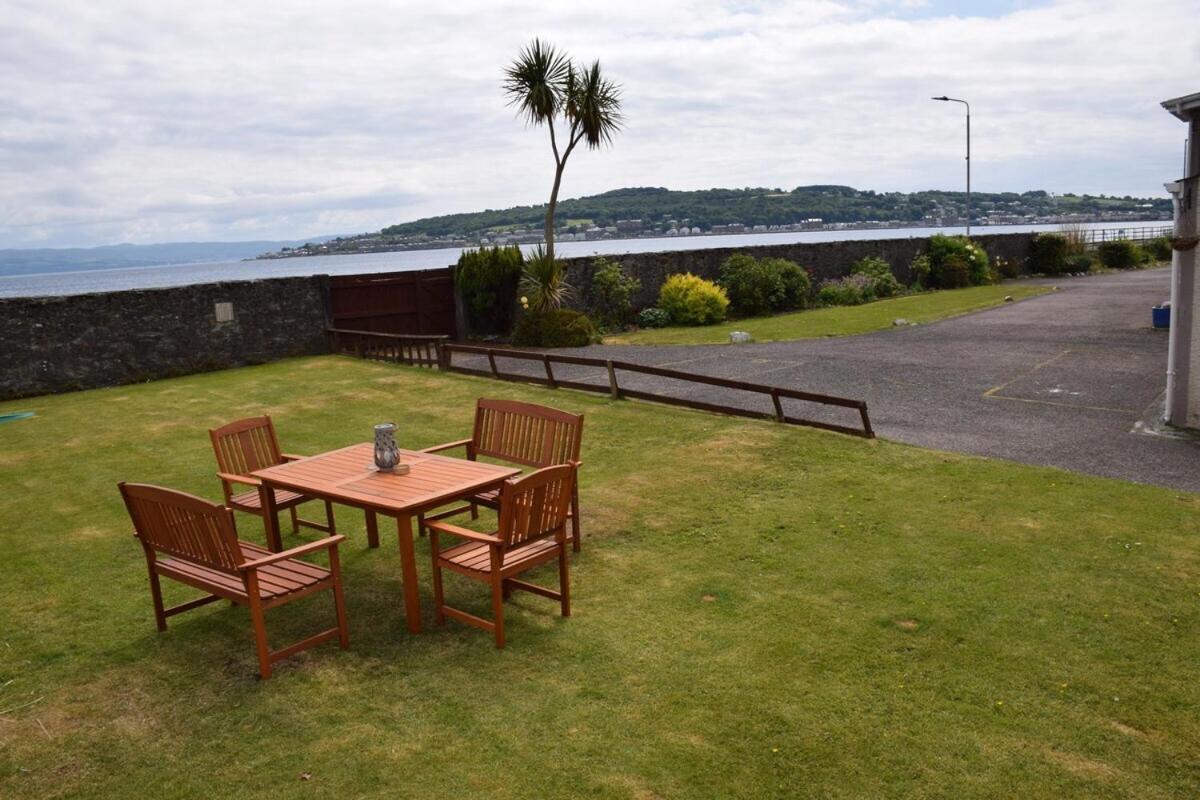 One Marine Place Port Bannatyne Oda fotoğraf