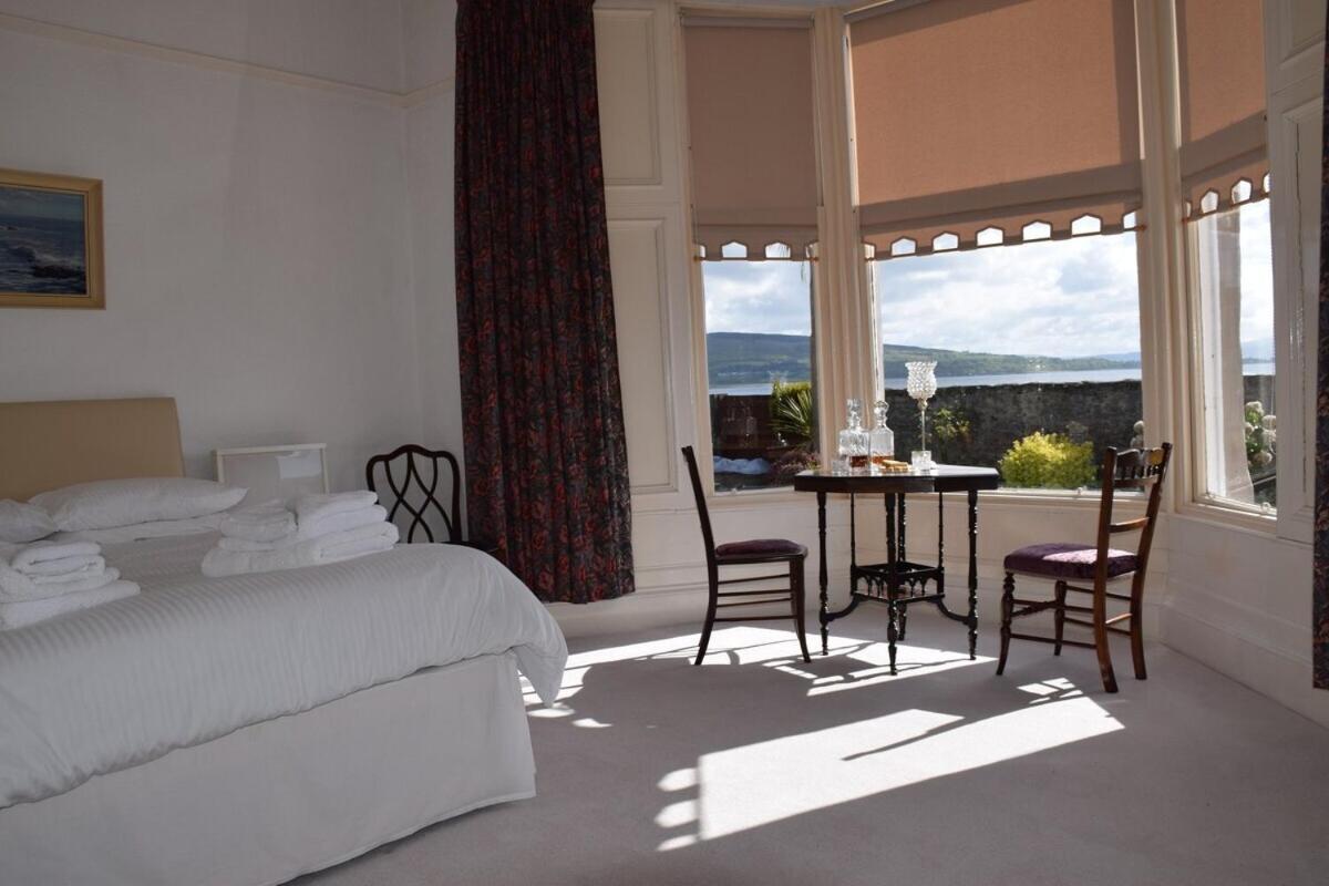 One Marine Place Port Bannatyne Oda fotoğraf